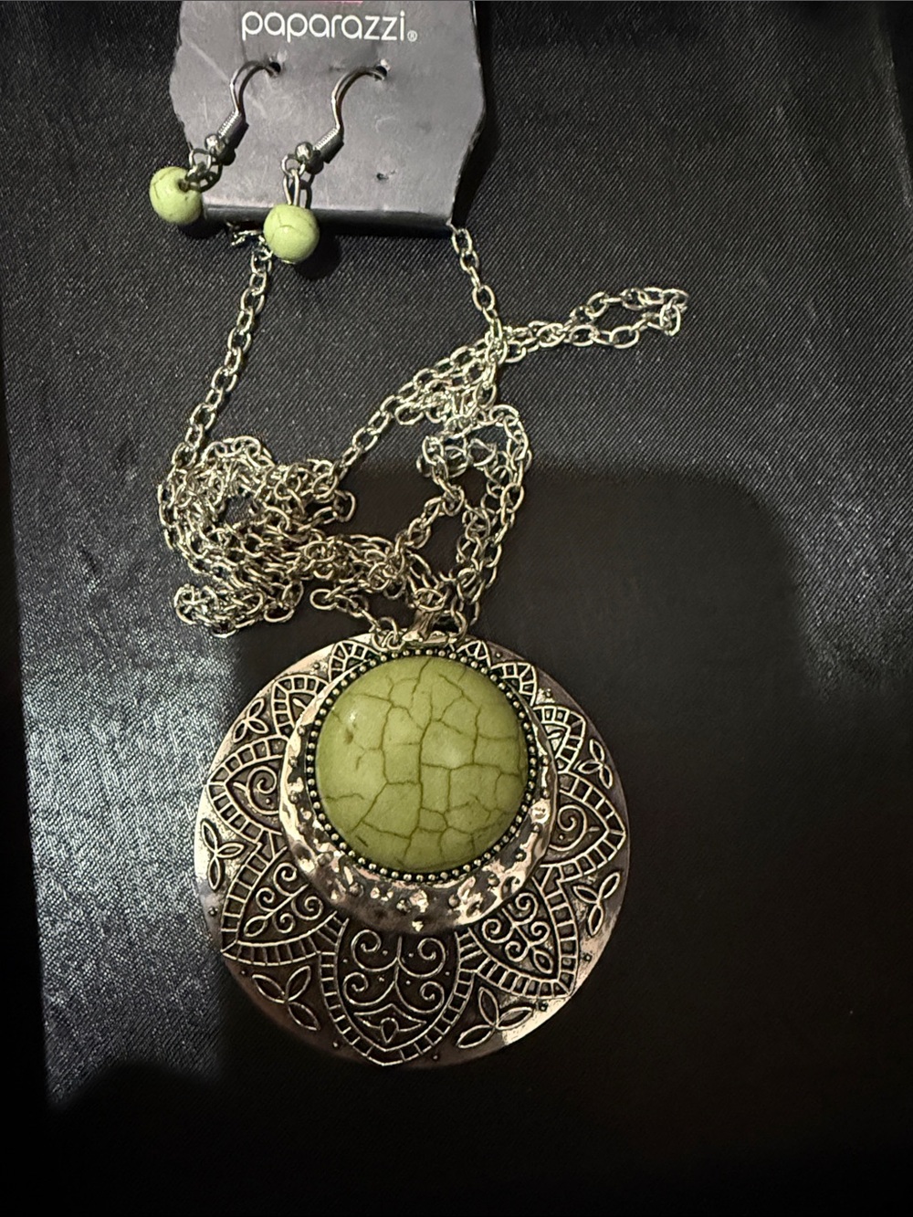 Paparazzi Green Stone Filigree Pendant Long Necklace and Earring Set NWT